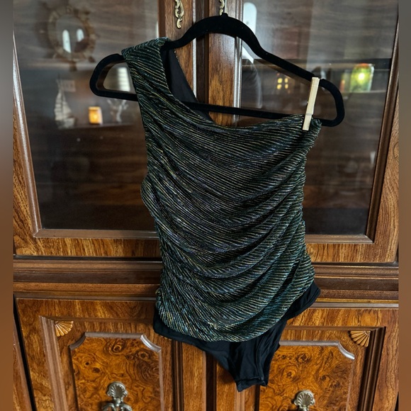It's a Secret Black Shimmer One Shoulder Bodysuit - Picture 2 of 4